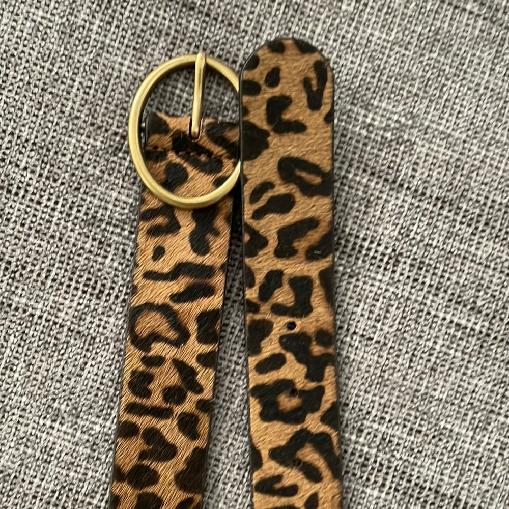 Leopard print belt!